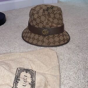 Gucci bucket hat